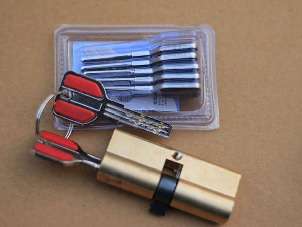 张家港24小时上门开锁公司